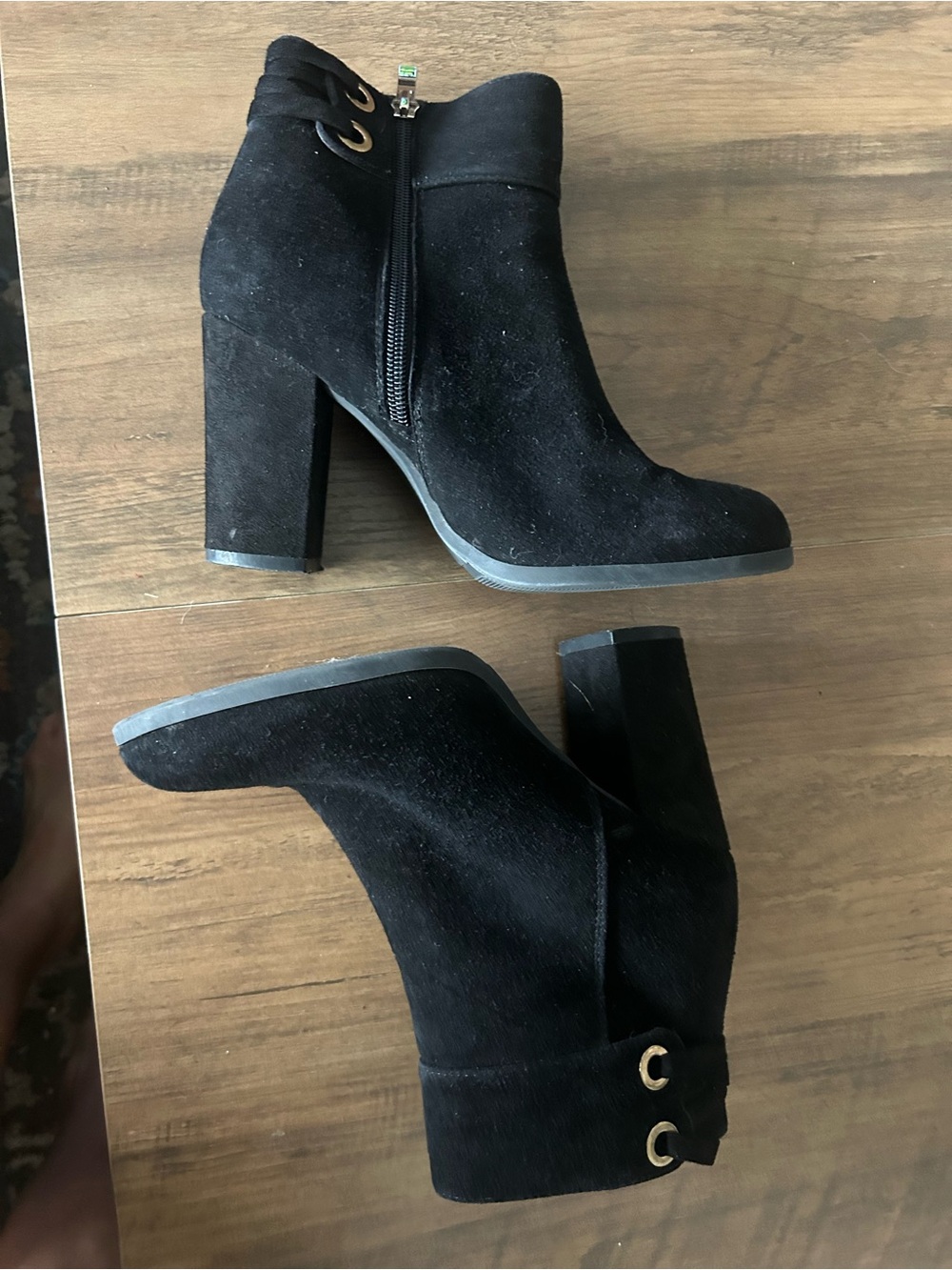 Women's Black Suede leather High Block Heel Ankle Booties 7.5 classy